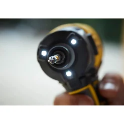 Akumulatorowa zakrętarka udarowa Stanley FatMax v20 SFMCF820D2K