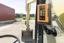 Bezprzewodowy detektor wiązki czerwonej i zielonej z powtarzaczem do maszyn budowlanych Geo-Fennel FMR 800-M/C SET