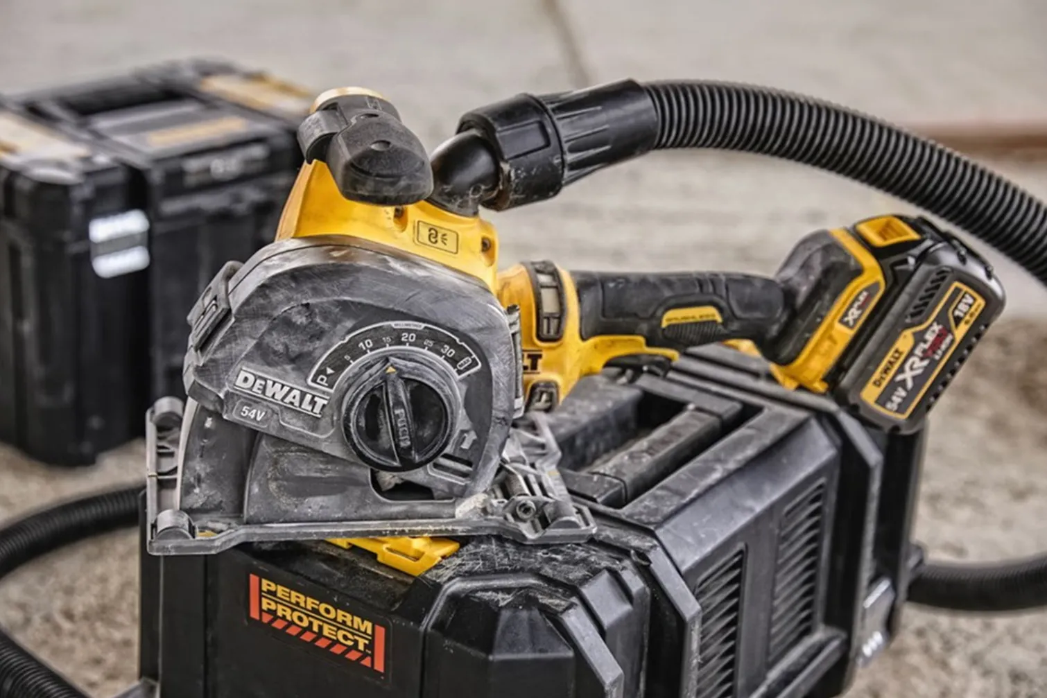 Bruzdownica DeWalt FLEXVOLT DCG200NT TSTAK VI