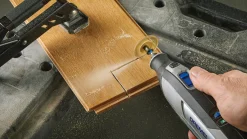 DREMEL 8240-5 EU (170) Dremel 8240-5 EUÂ