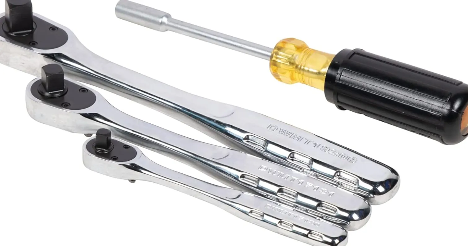 205-elementowy zestaw akcesoriów DeWalt DWMT81534-1