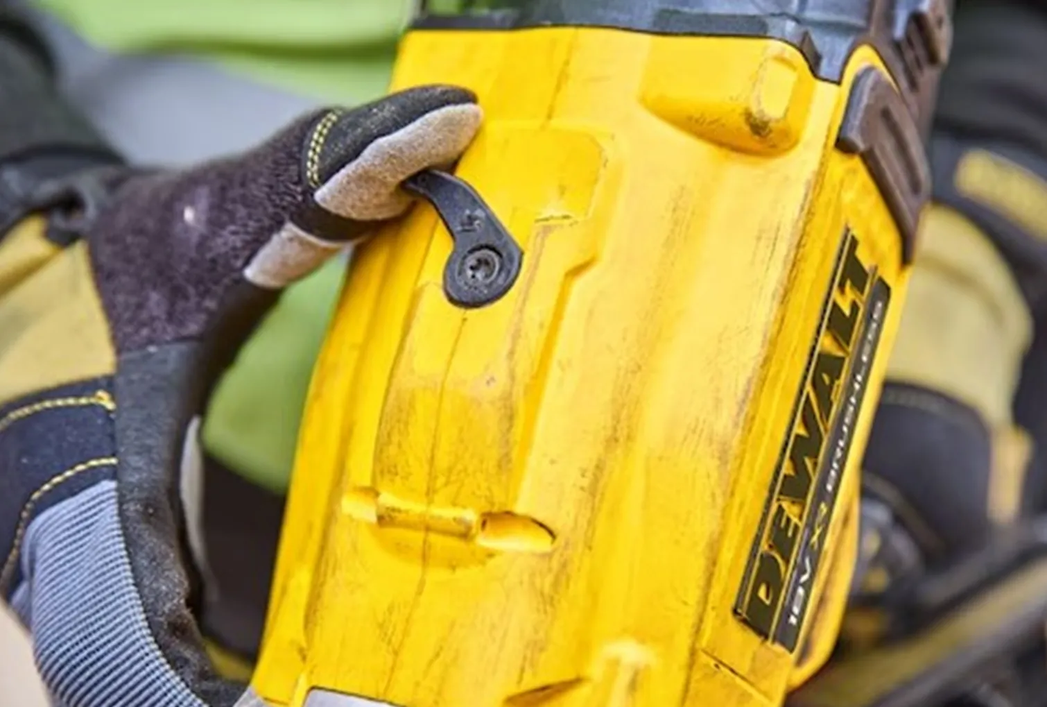Gwoździarka DeWalt DCN930N