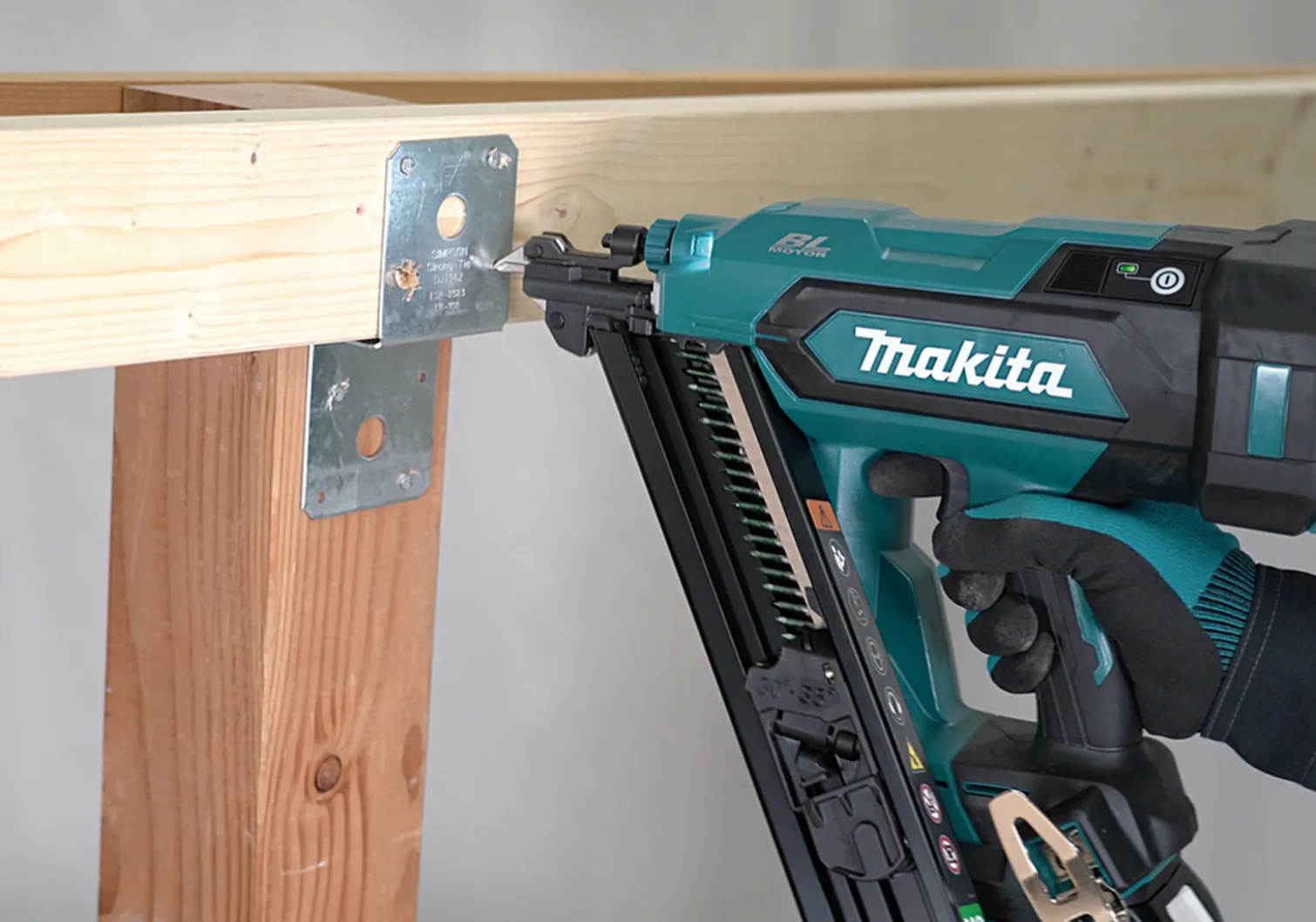 Gwoździarka Makita DBN640ZK