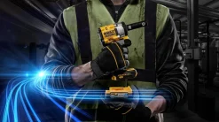 Klucz udarowy DeWalt 18V XR DCF921E2T 2x1.7Ah