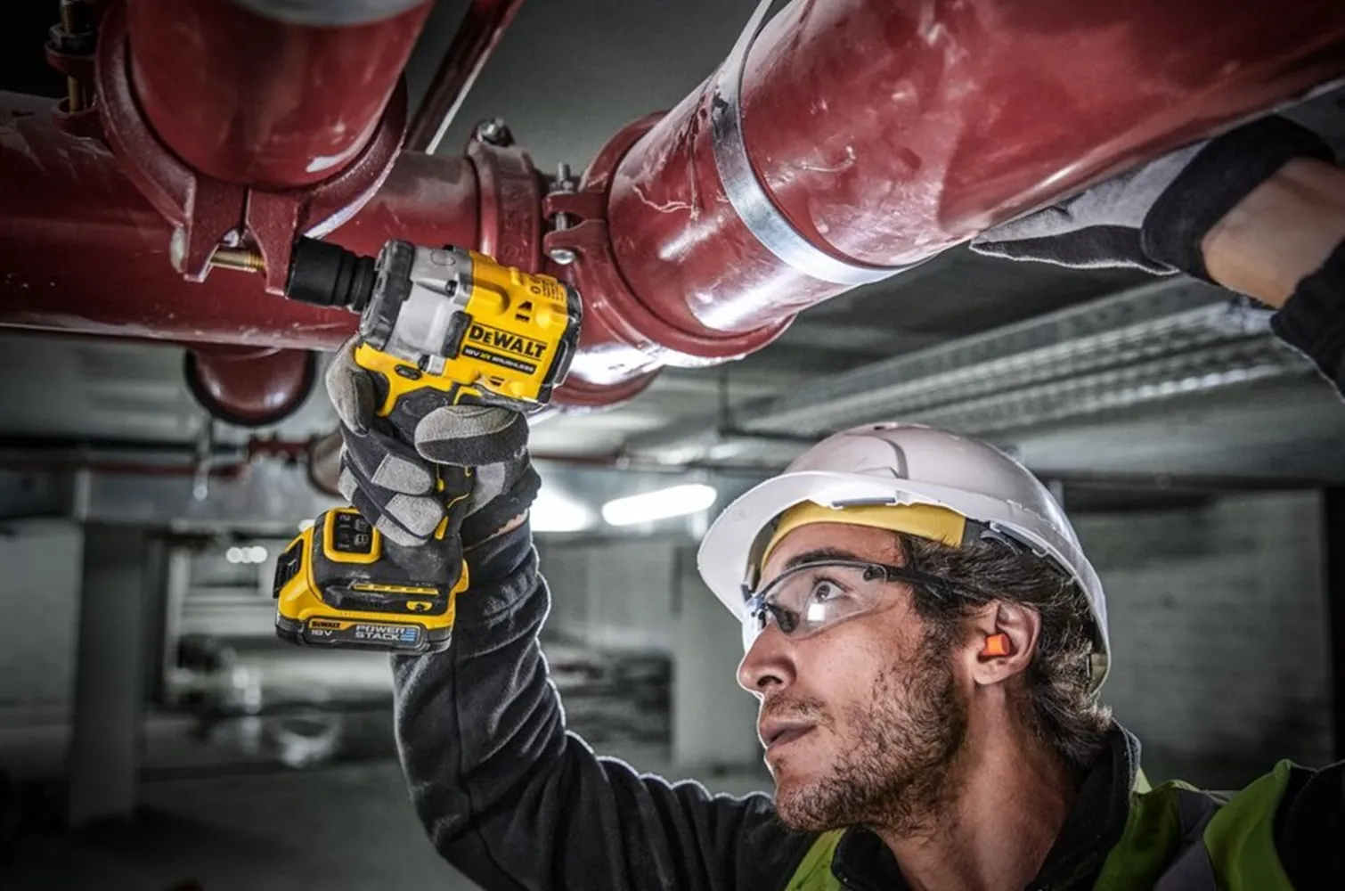 Klucz udarowy DeWalt 18V XR DCF921E2T 2x1.7Ah
