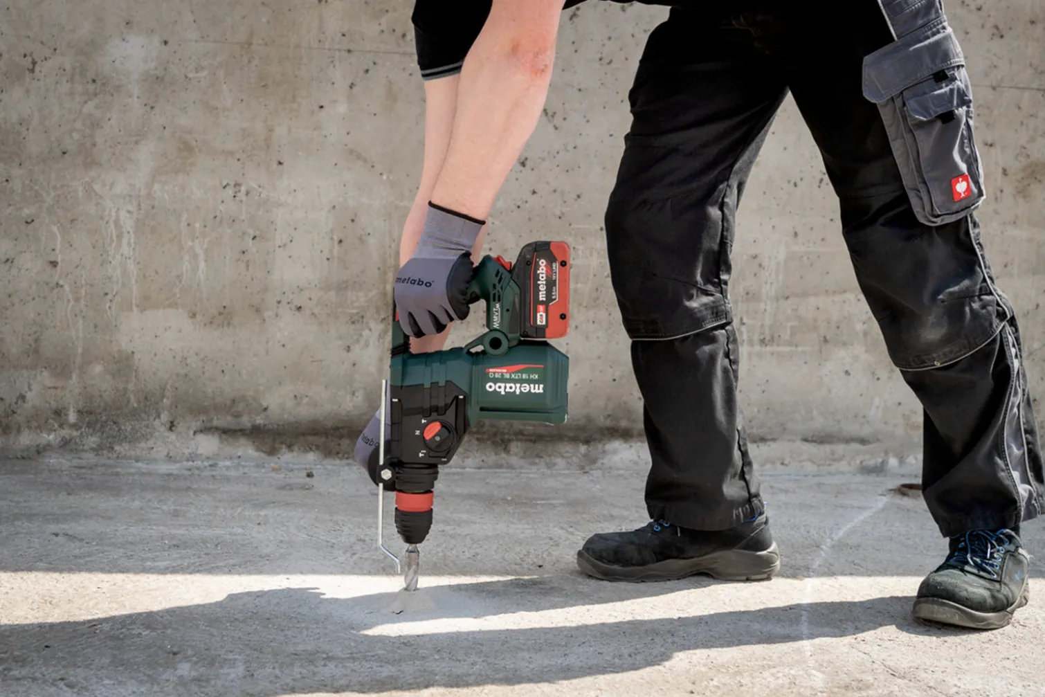 Kombimłotek SDS-Plus Metabo KH 18 LTX BL 28 Q 2x5.5Ah