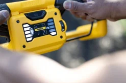 Kosiarka akumulatorowa DeWalt DCMWSP550N
