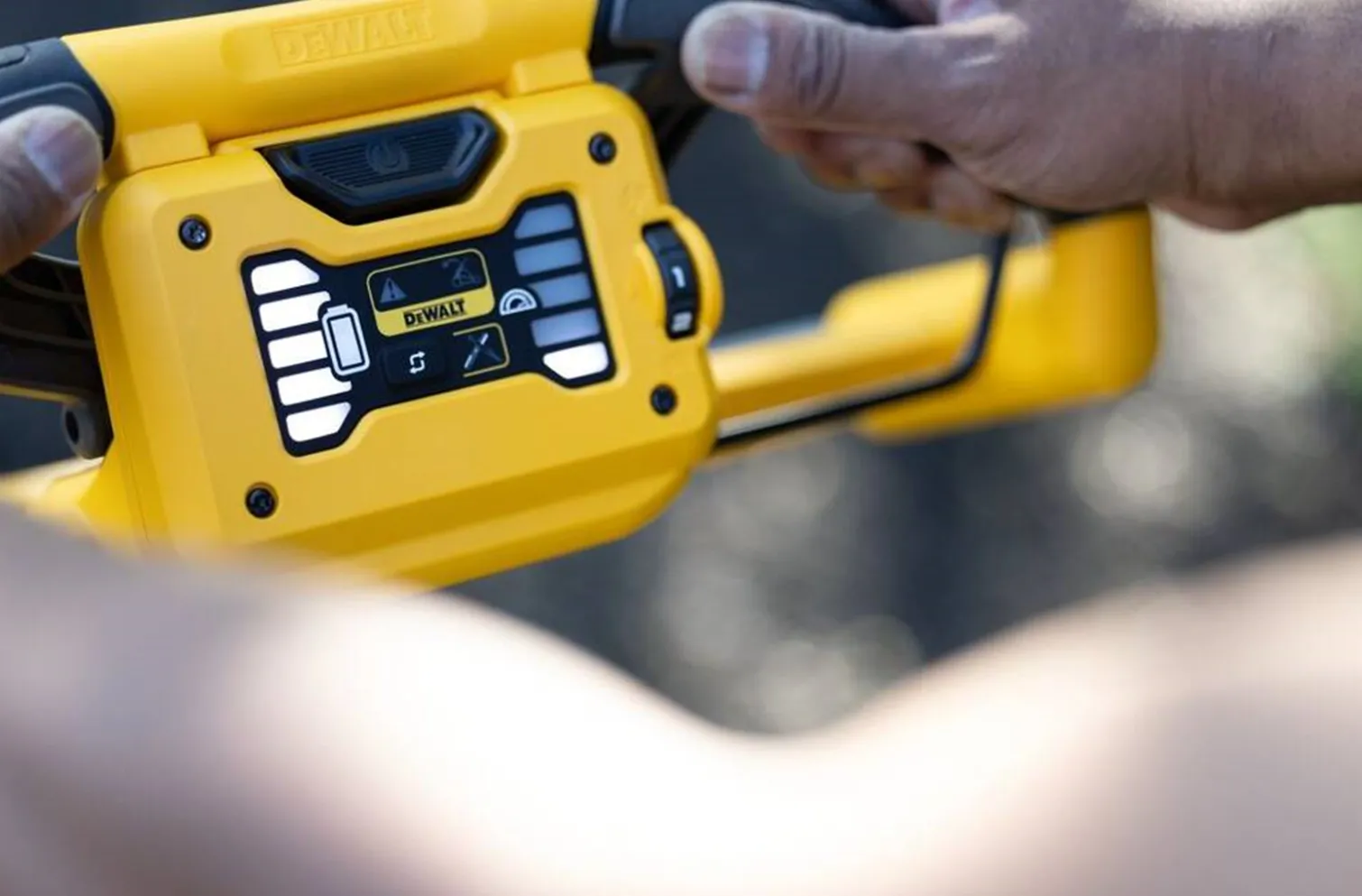 Kosiarka akumulatorowa DeWalt DCMWP500N