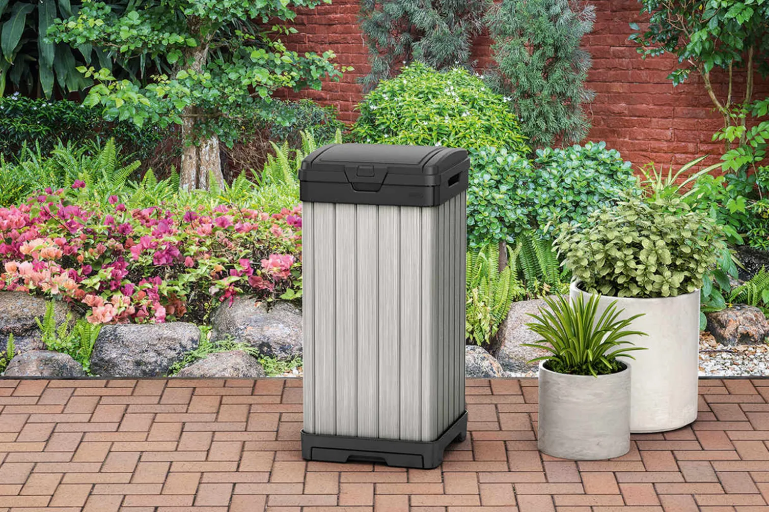 Kosz na śmieci 125l Keter Rockford 236996