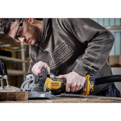Lamelownica - frezarka do połączeń DeWalt DCW682NT