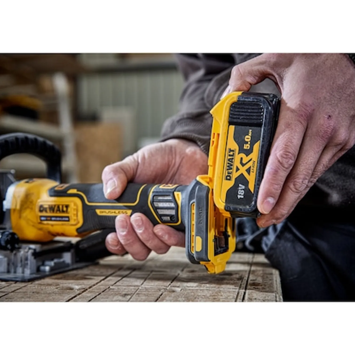 Lamelownica - frezarka do połączeń DeWalt DCW682NT