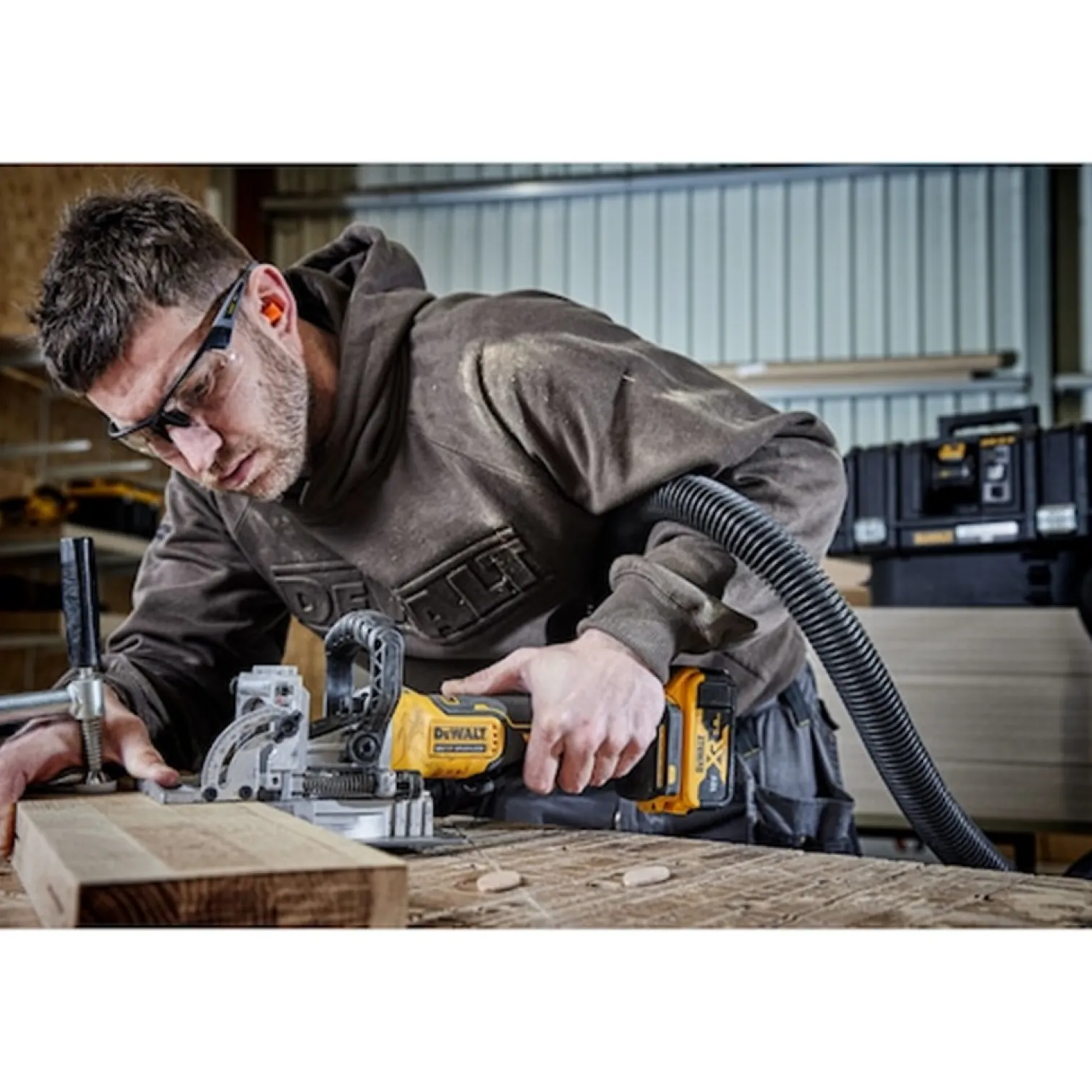 Lamelownica - frezarka do połączeń DeWalt DCW682NT