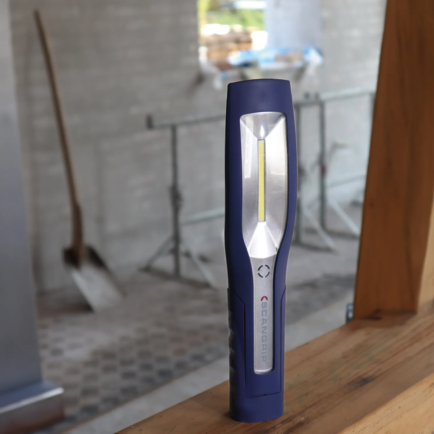 Lampa akumulatorowa Scangrip MAG PRO