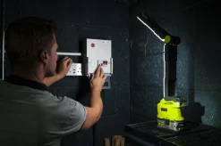 Lampa akumulatorowa 18V Ryobi ONE+ R18ALF-0