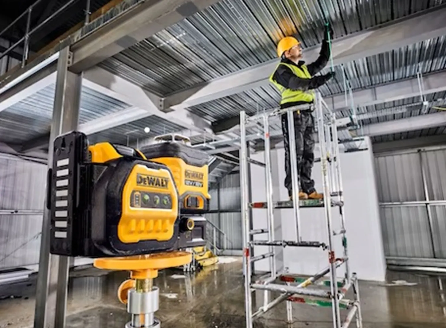 Laser wieloliniowy 3x360 zielony DeWalt DCE089D1G18