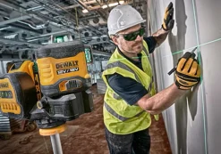 Laser wieloliniowy 3x360 zielony DeWalt DCE089D1G18