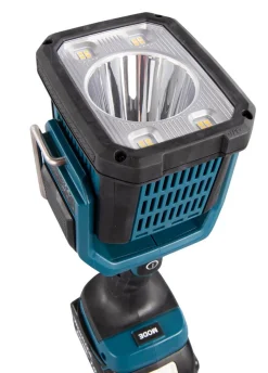 Latarka akumulatorowa LED Makita DML812