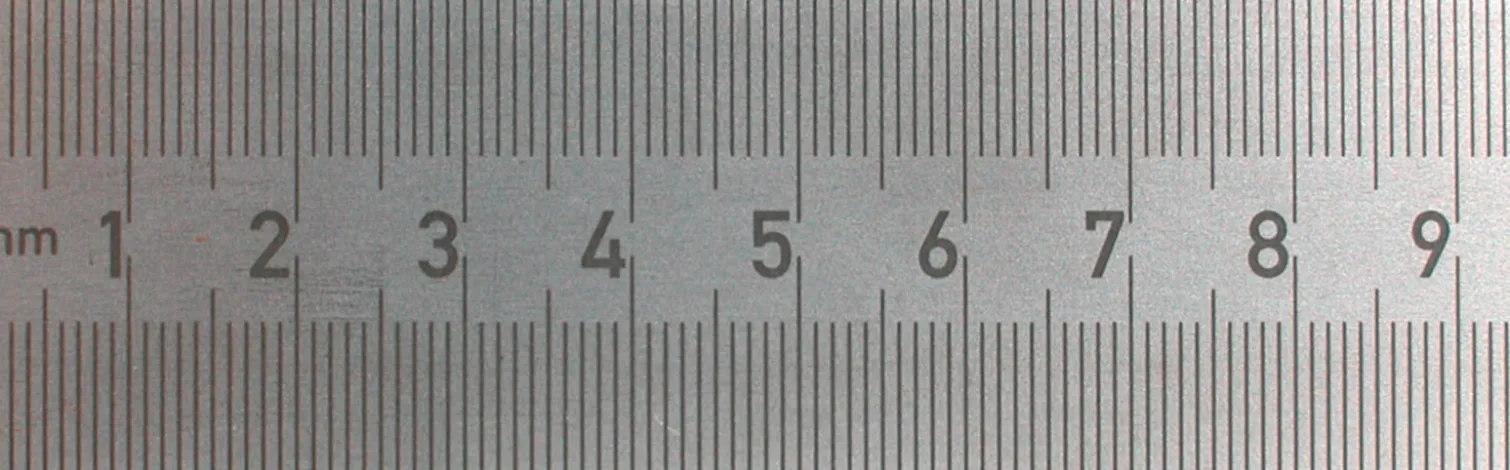 Liniał stalowy półsztywny 300mm nierdzewny BMI 16-203-28