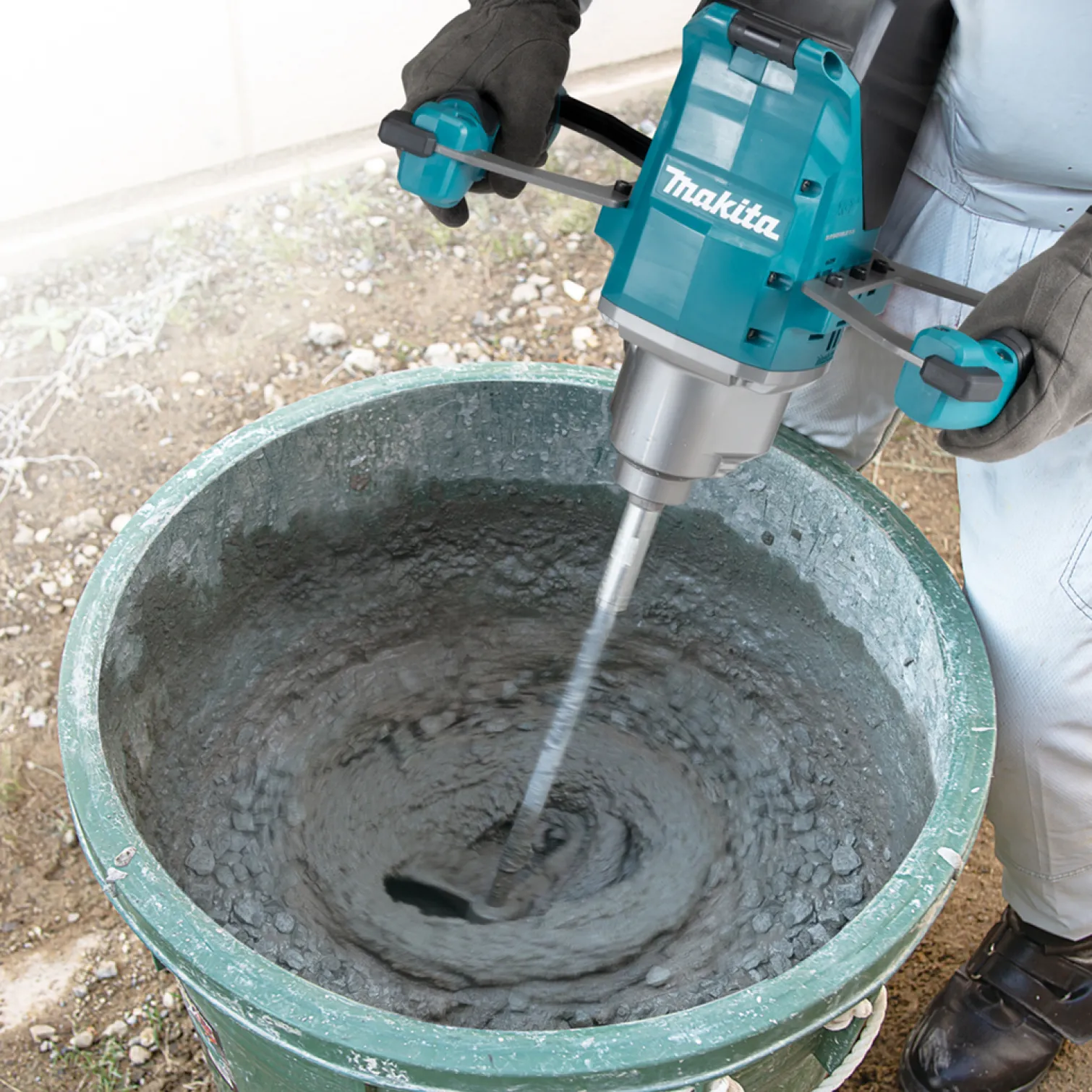 Mieszarka Makita XGT UT001GZ01