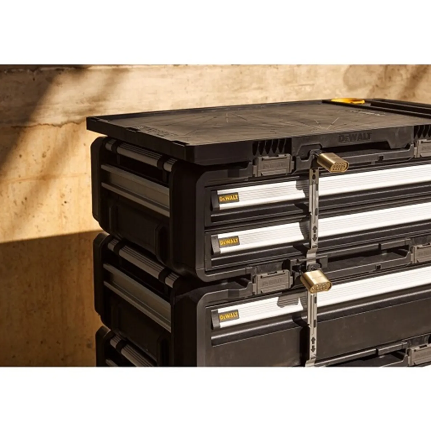 Mobilne stanowisko robocze 4w1 DeWalt ToughSystem 2.0 DWST60520-1