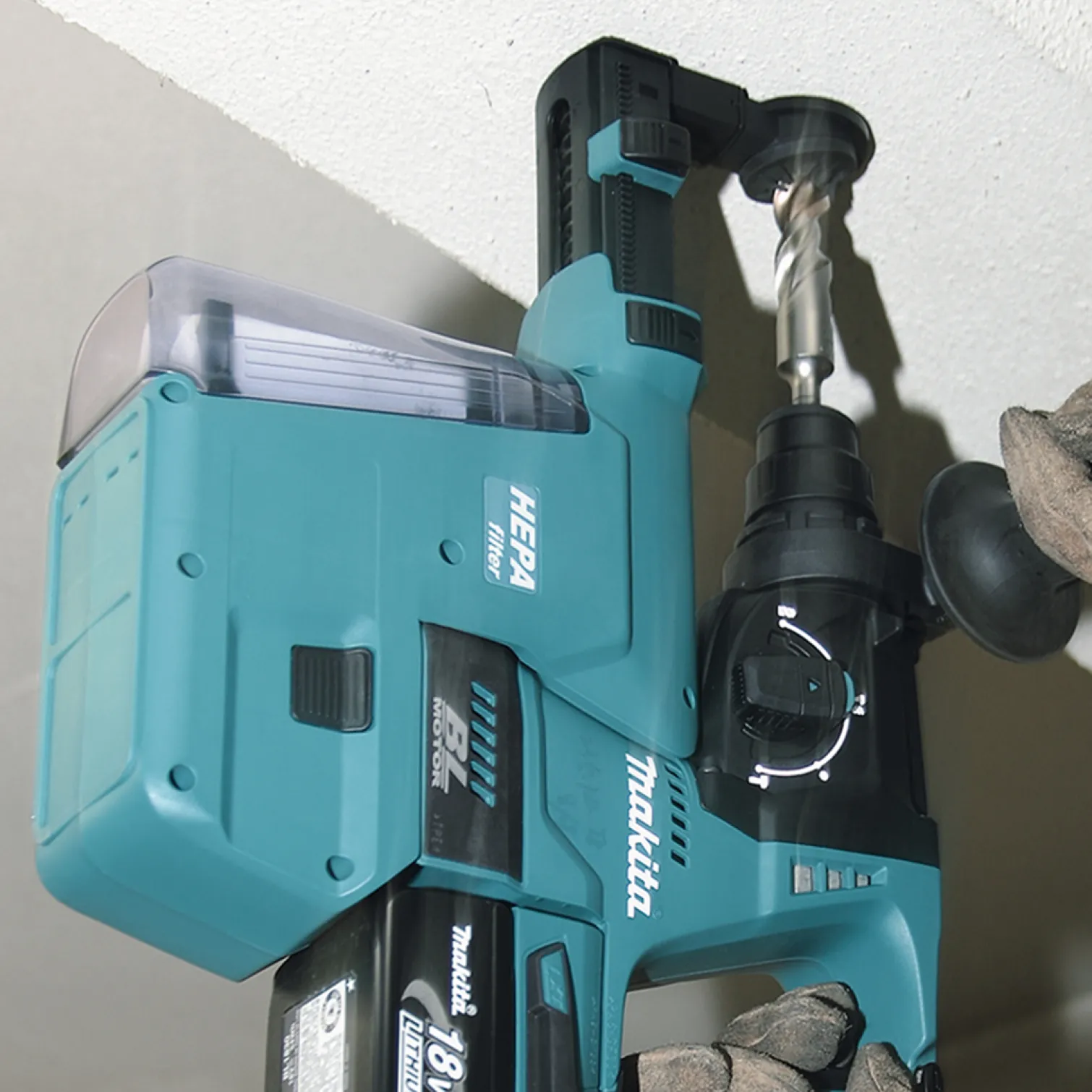 Młotowiertarka Makita DHR243RTJ