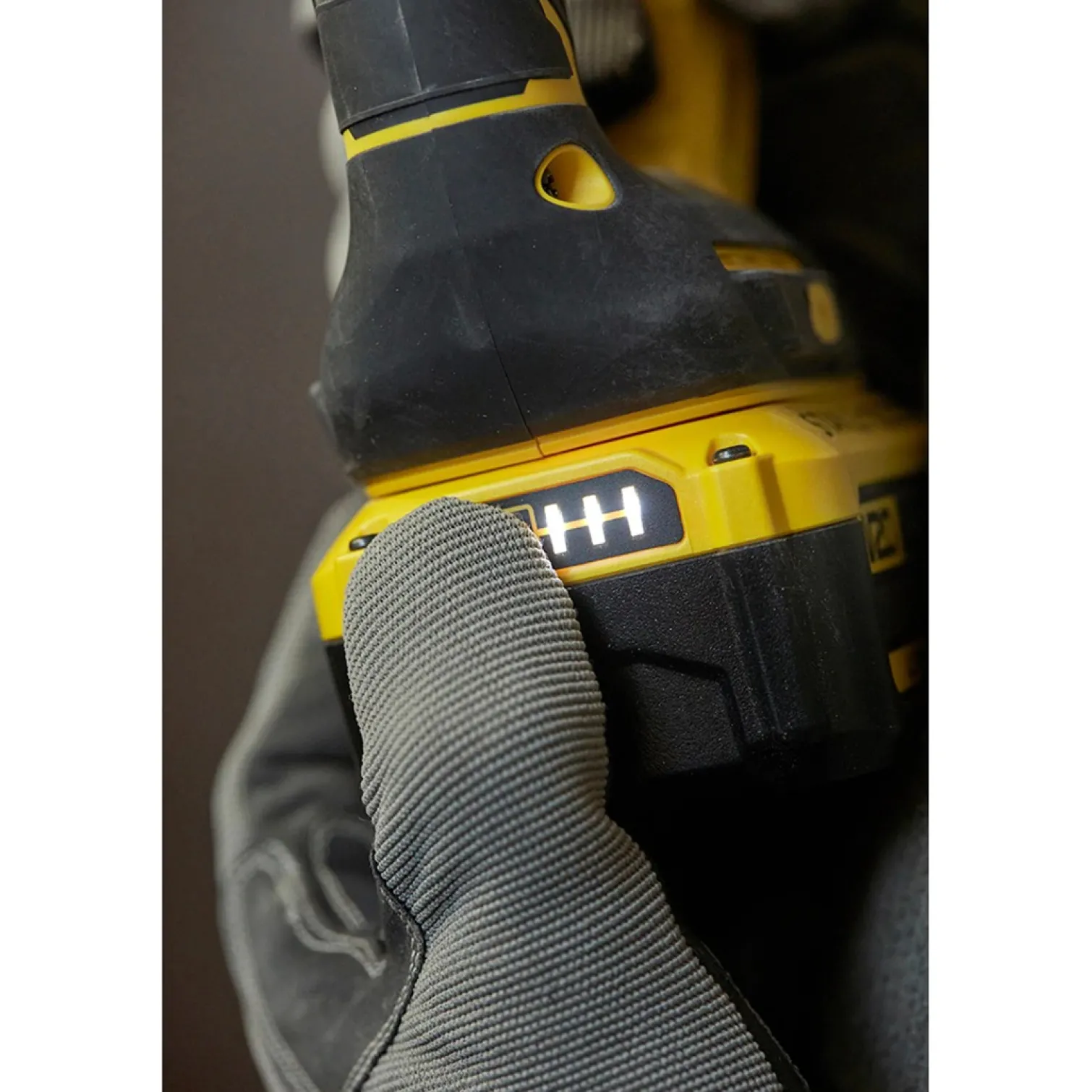Młotowiertarka SDS-plus Stanley FatMax v20 SFMCH900M22