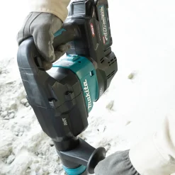 Młot wyburzeniowy SDS-Max Makita XGT HM001GM201 2x4,0Ah