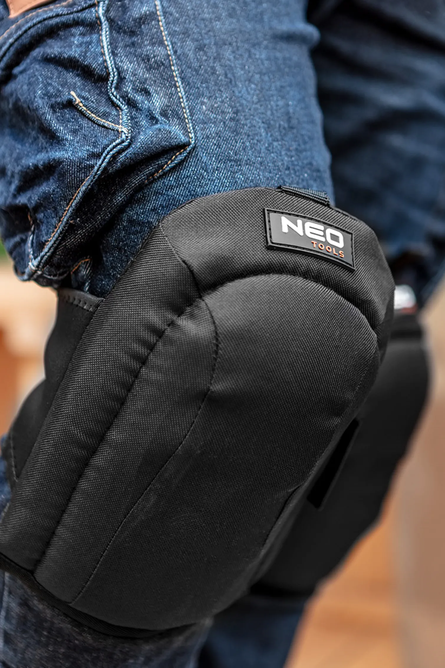 Nakolanniki z miękką poduszką Neo 97-538