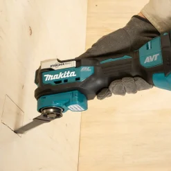 Narzędzie wielofunkcyjne Makita DTM52Z
