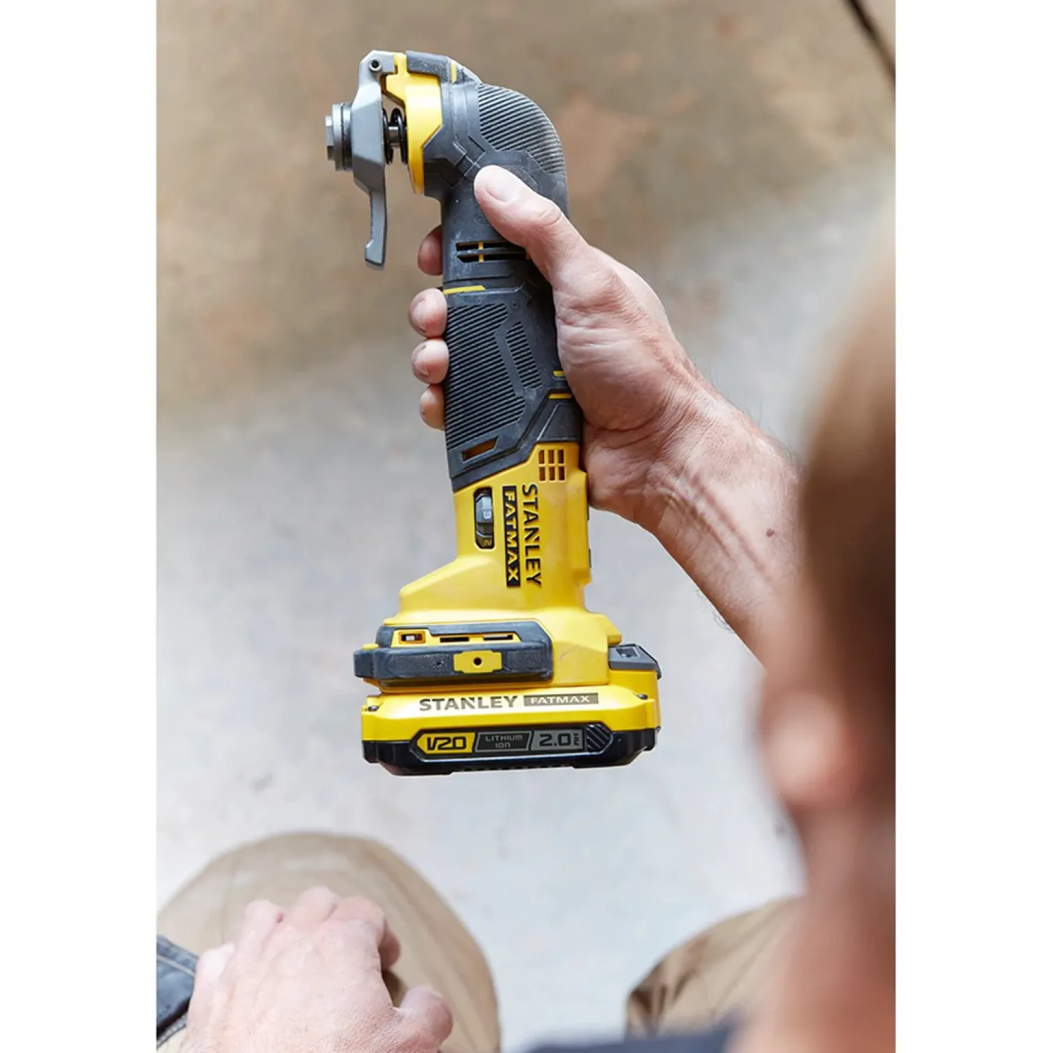 Narzędzie wielofunkcyjne Stanley FatMax v20 SFMCE500D2K