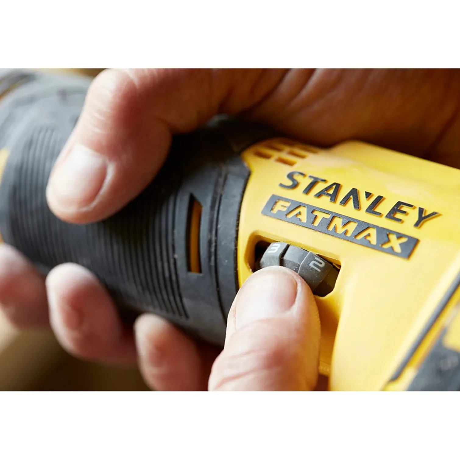 Narzędzie wielofunkcyjne Stanley FatMax v20 SFMCE500B