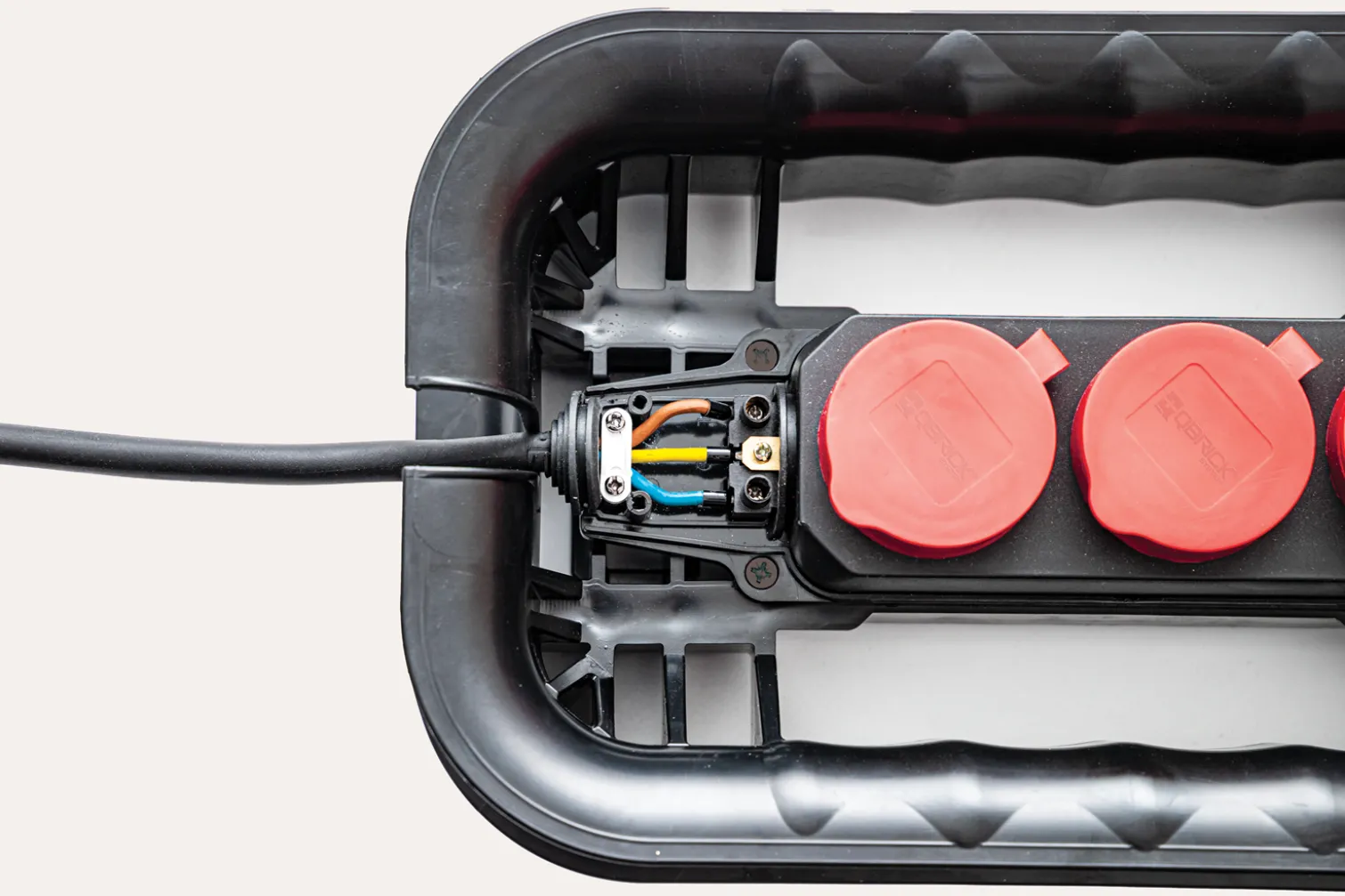 Nawijak na kable z listwą elektryczną Qbrick System Custom Cable Winder with an electrical strip Set
