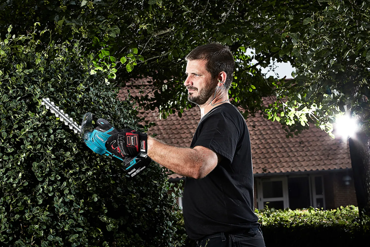 Nożyce do trawy i krzewów Makita DUM604ZX