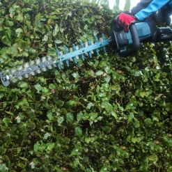 Nożyce do żywopłotu Makita XGT UH004GZ