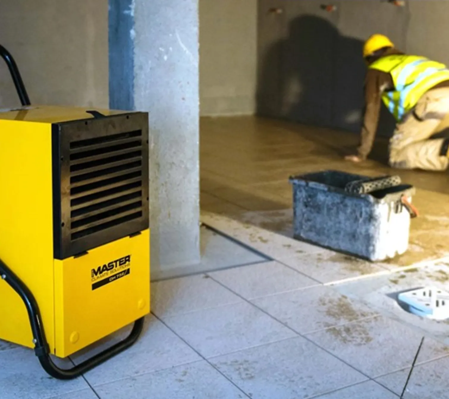 Osuszacz powietrza Master DH752