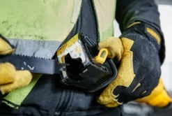 Piła szablasta DeWalt DWE305PK