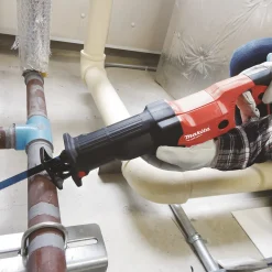 Piła szablasta Makita MT M4501B