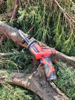 Piła szablasta Yato YT-82904