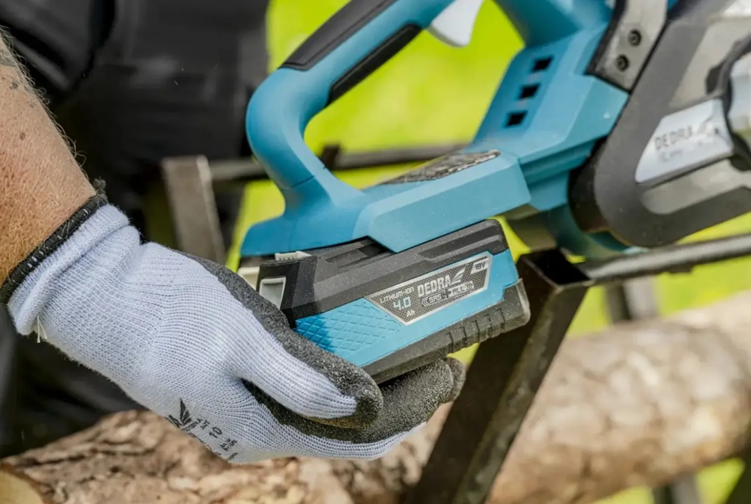 Pilarka łańcuchowa Dedra DED7184V
