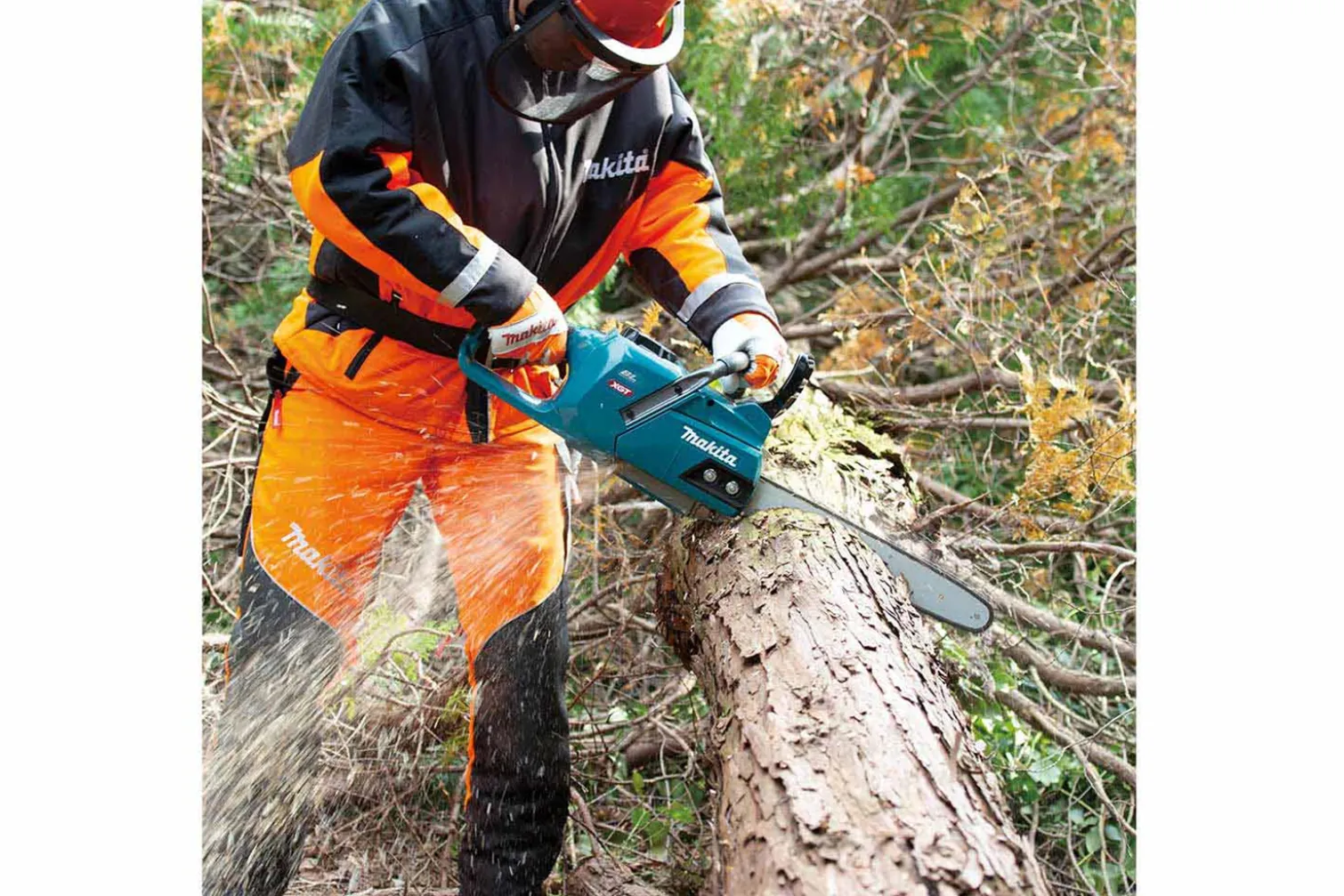 Pilarka łańcuchowa Makita XGT UC013GT101