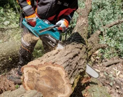 Pilarka łańcuchowa Makita XGT UC030GZ03