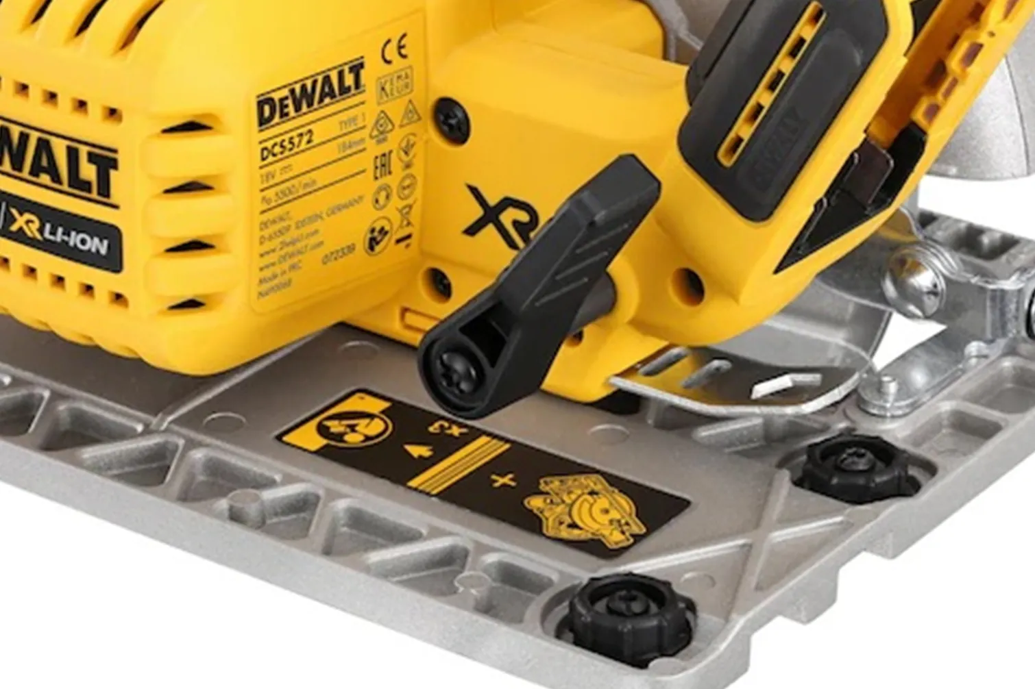 Pilarka tarczowa DeWalt DCS572P2