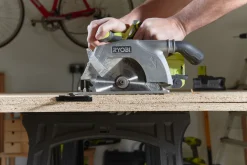 Pilarka tarczowa Ryobi ONE+ R18CS-0