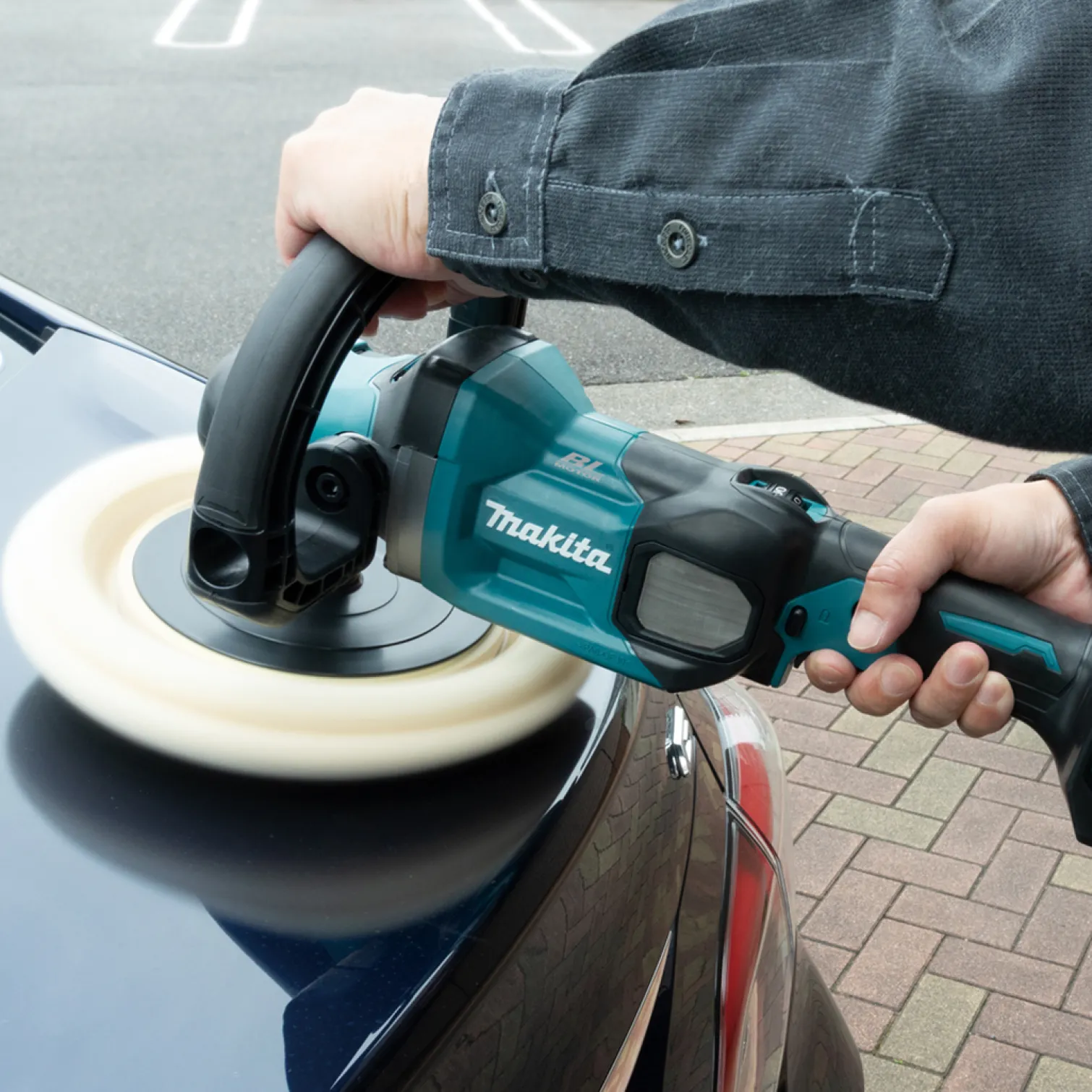 Polerka Makita XGT PV001GZ