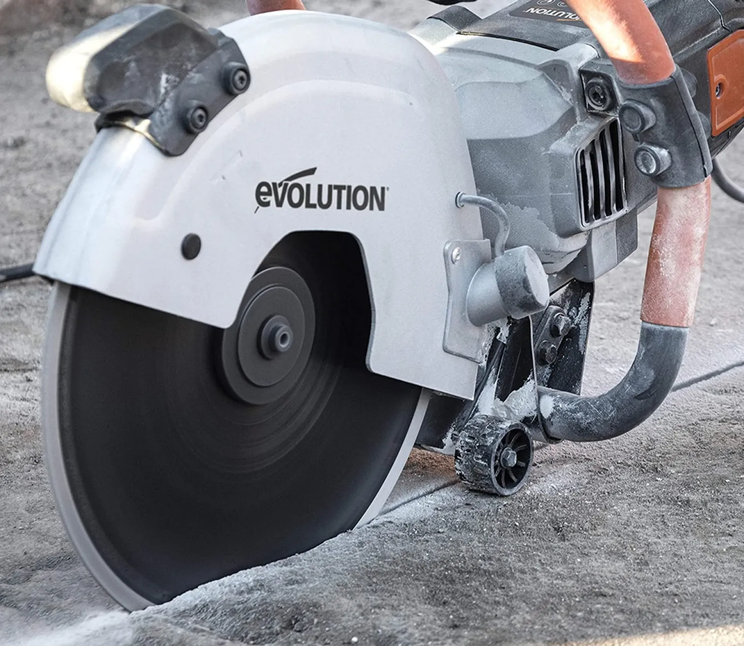 Przecinarka do betonu Evolution R300DCT