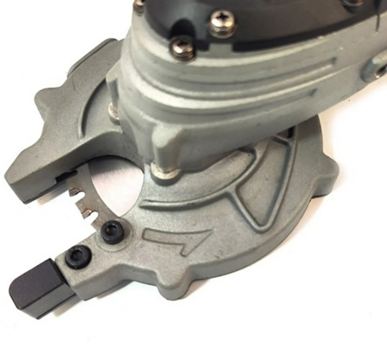 Przecinarka do prętów zbrojeniowych z adapterami do akumulatorów Bosch, DeWalt, Millwaukee, Makita Glob TOOLS DC1030