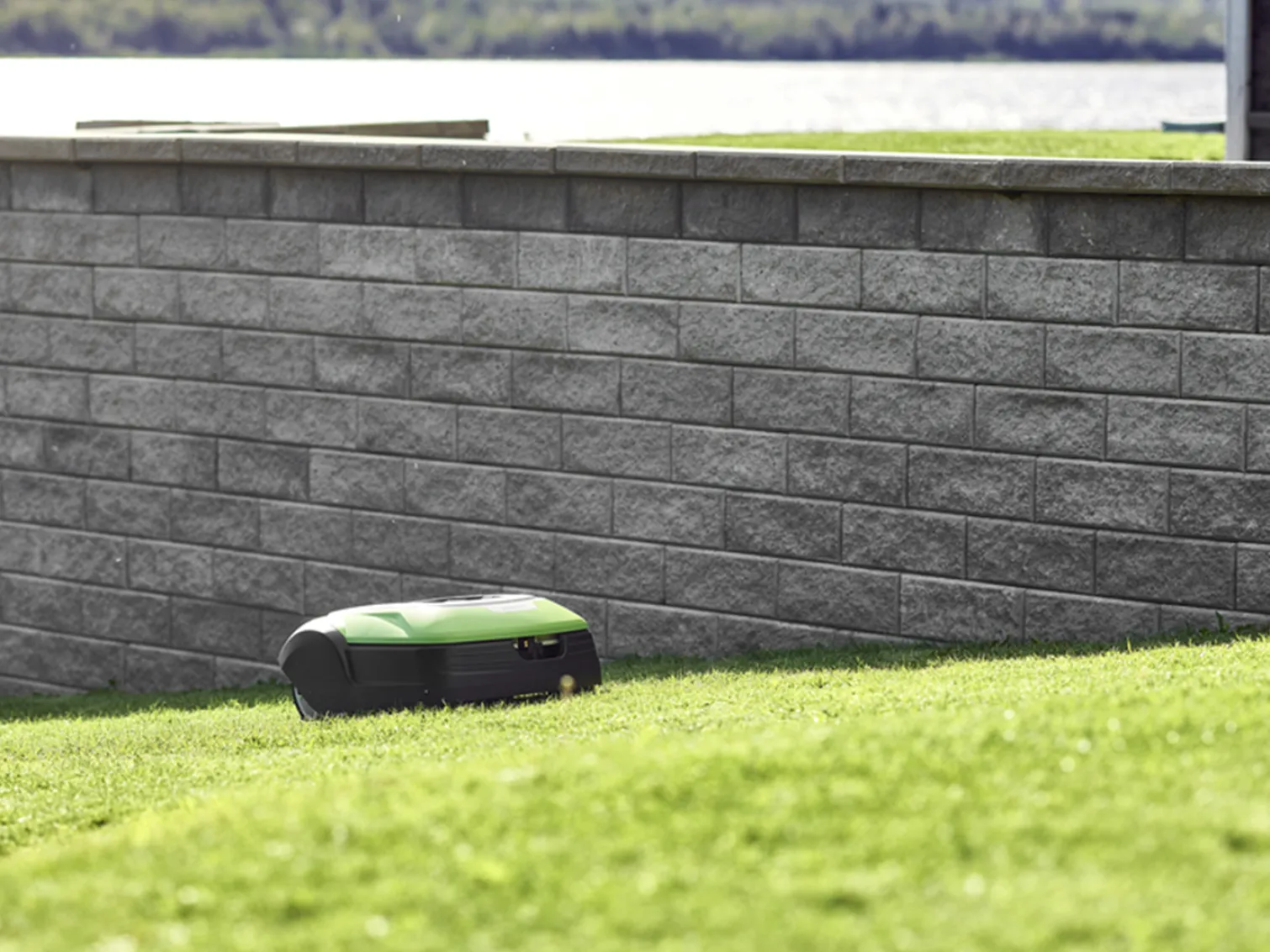 Robot koszący Greenworks OptiMow 15
