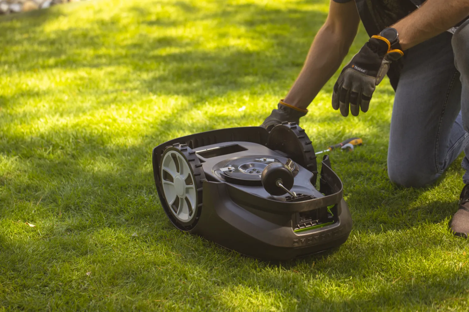 Robot koszący Greenworks OptiMow 5