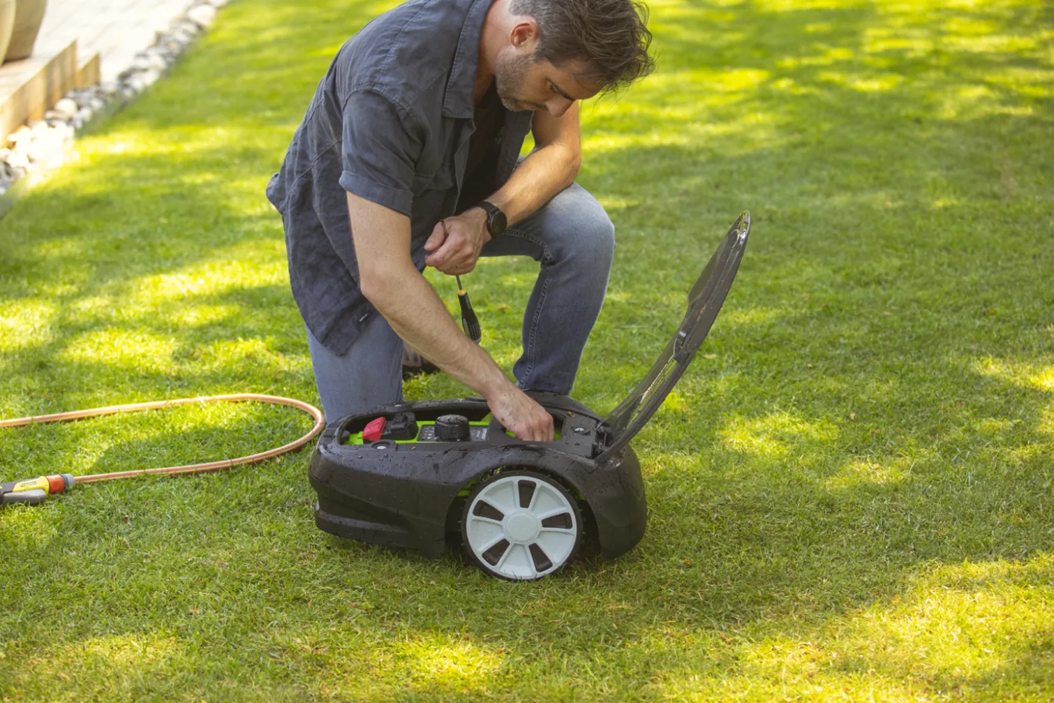 Robot koszący Greenworks OptiMow 5