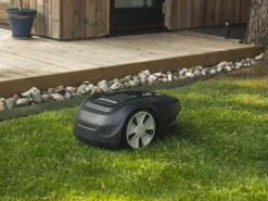 Robot koszący Greenworks OptiMow 5